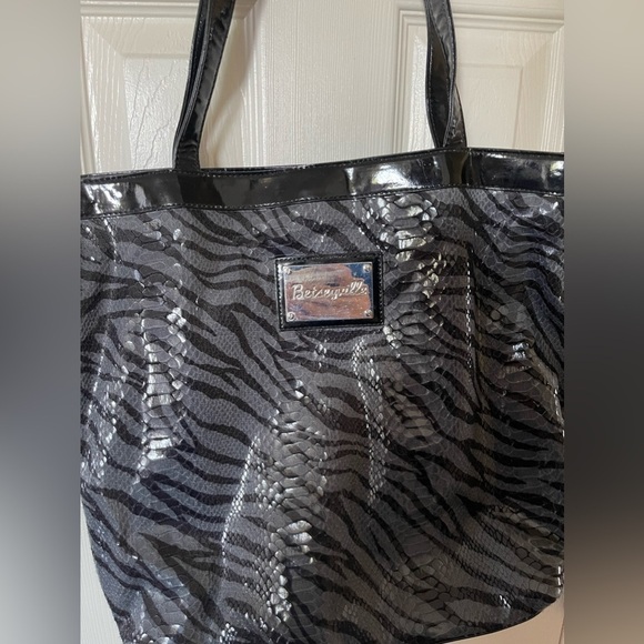 Betsyville Large Black and Silver Soft Tote and Matching Coin Purse - Picture 4 of 9